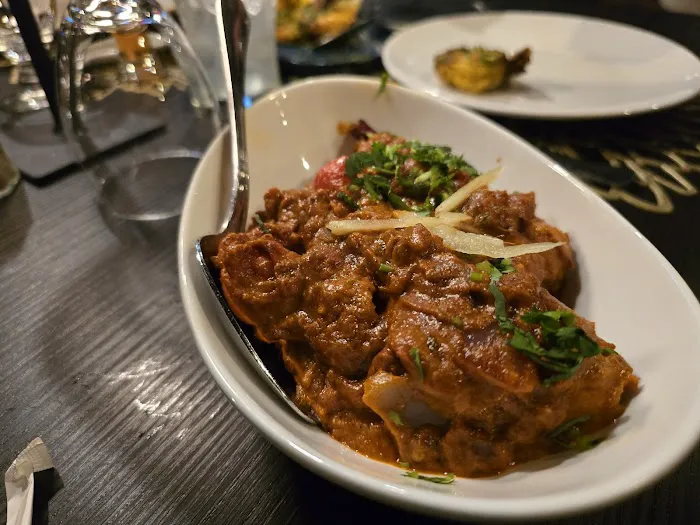 Paheli Modern Indian Cuisine Picture 9