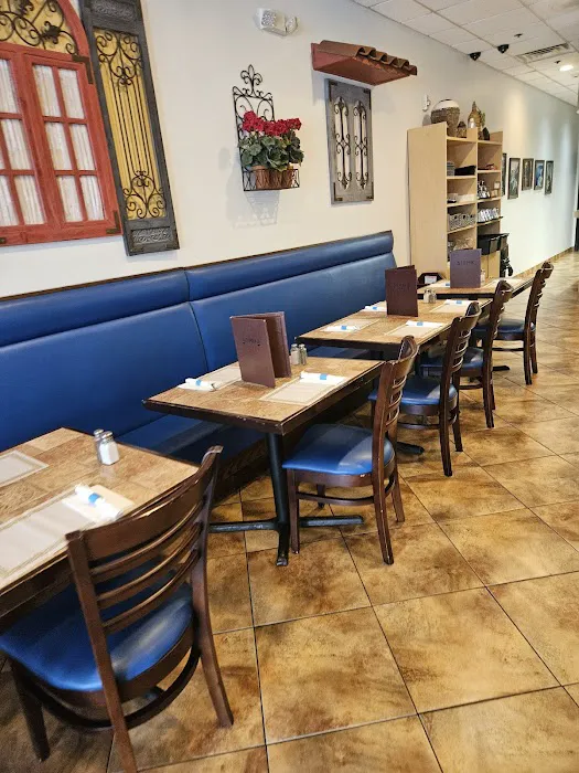 Zorba Greek Eatery & Gyro House Picture 1