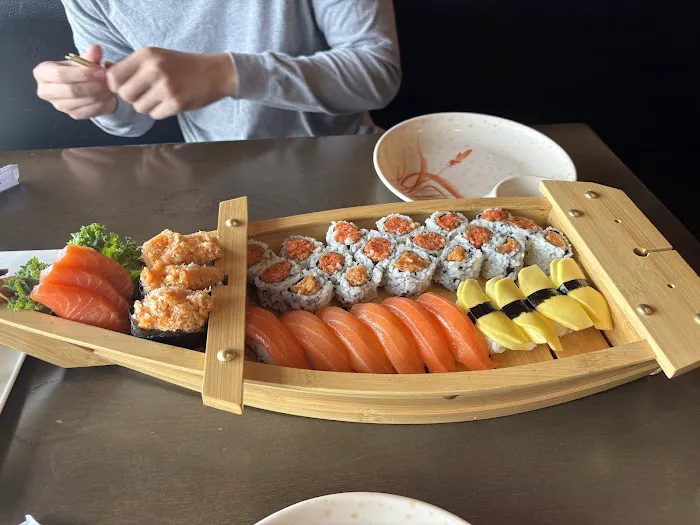 Miga Sushi Picture 5