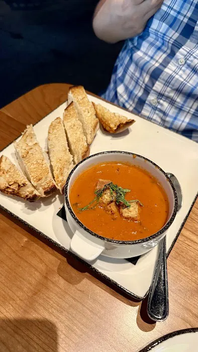 Tommy's Tavern + Tap Picture 7