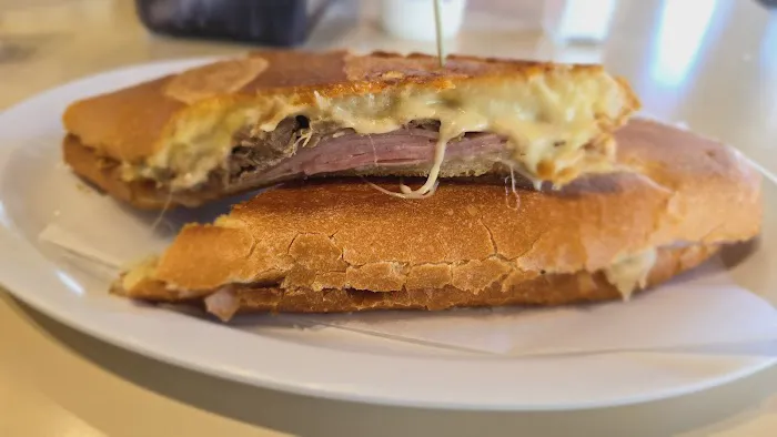 Cuban Breeze Picture 1