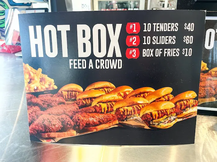 Dave's Hot Chicken Picture 7