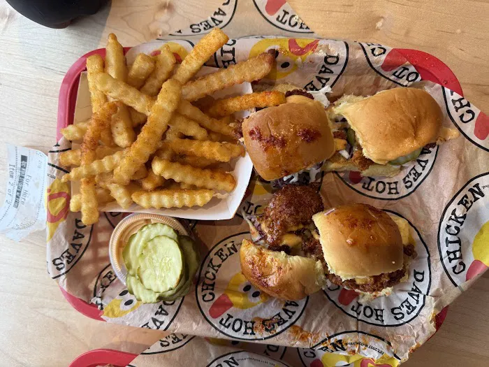 Dave's Hot Chicken Picture 3