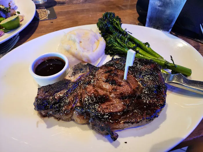 Yard House Picture 6