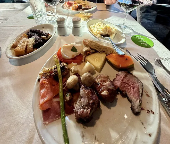 Fogo de Chão Brazilian Steakhouse Picture 9