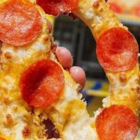 Wetzel's Pretzels ico