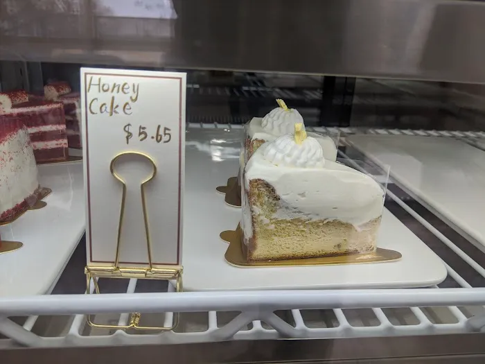 1 DOZEN Cake Shop Picture 2