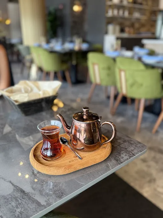 Blue Fig Garden Picture 2