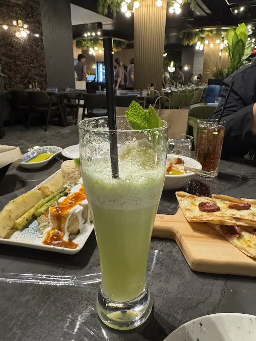 Blue Fig Garden Picture 9