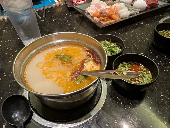 V-YAN Hot Pot & BBQ Picture 10