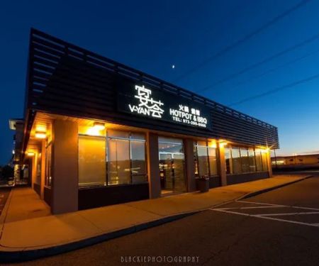 V-YAN Hot Pot & BBQ