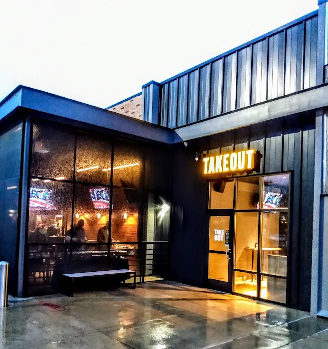 Buffalo Wild Wings Picture 10