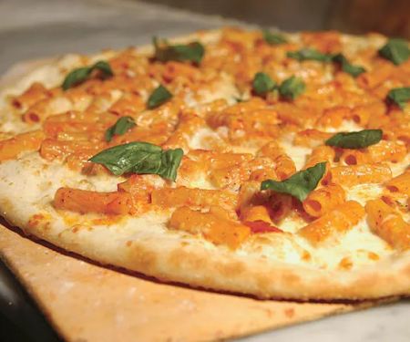 Hollywood Pizzeria & Restaurant