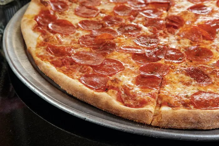 Hollywood Pizzeria & Restaurant Picture 8