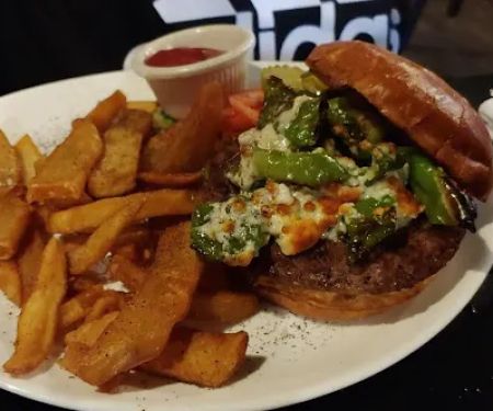 Lombardi's Bar & Restaurant