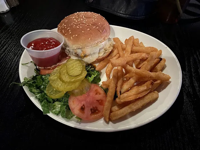 Lombardi's Bar & Restaurant Picture 2