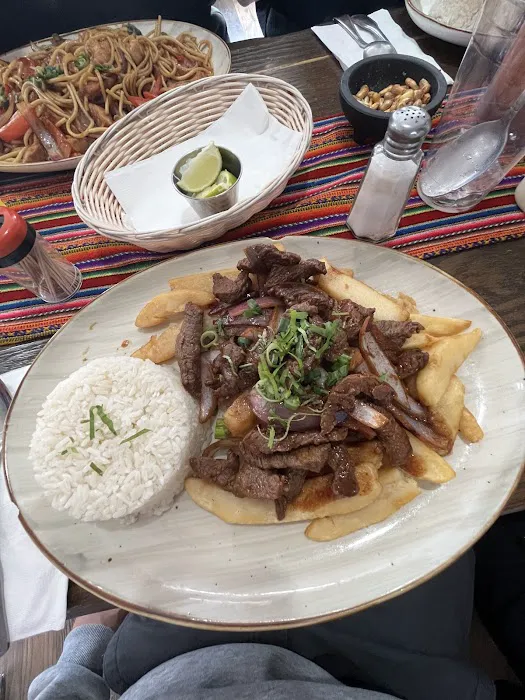 Sabores Peruanos Restaurant Picture 3