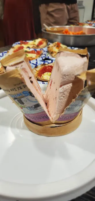 Sip 'N Swirl Homemade Ice Cream Picture 5