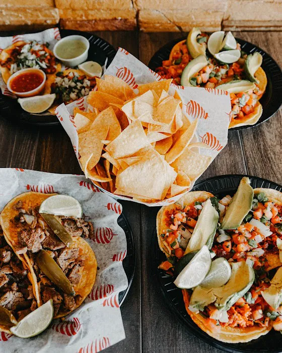 Taqueria Los Güeros Picture 3