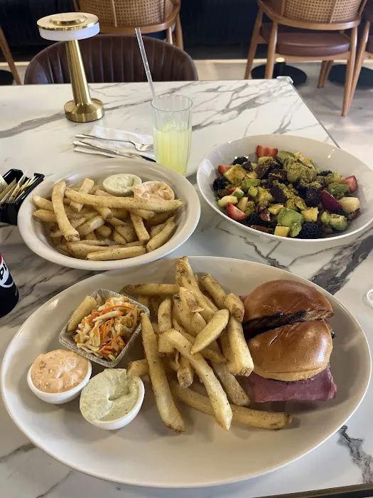 Sultan Bakery & Cafe Picture 3