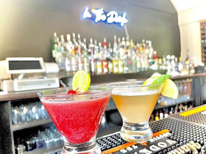 In the Drink Restaurant and Bar Picture 9