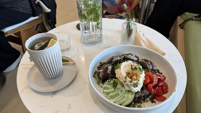 Jackie Smalls Picture 5