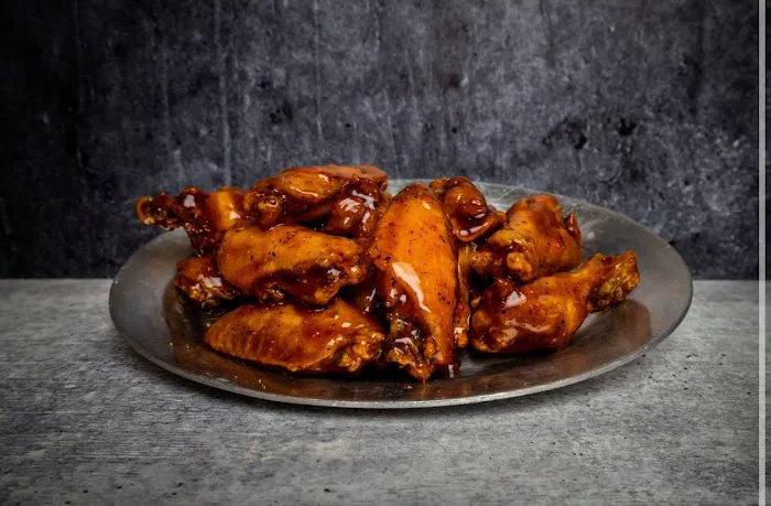 Toss Em Wing Factory Picture 8