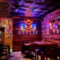 Outlaw Saloon ico