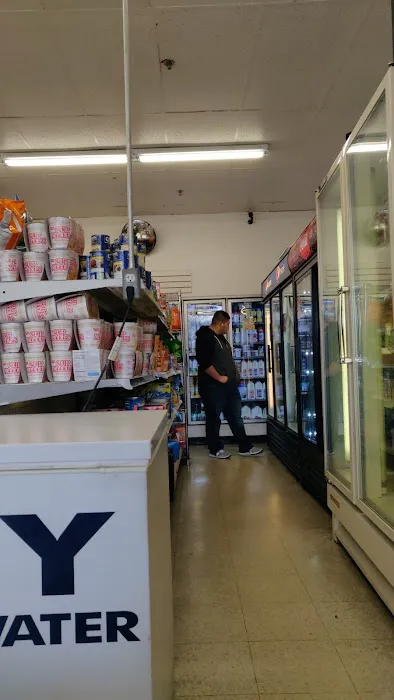 Great Chestnut Grocery & Deli Picture 7