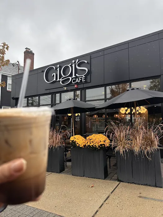 Gigi's Cafe Picture 3