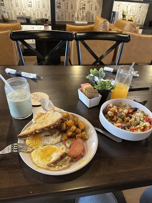 Gigi's Cafe Picture 5