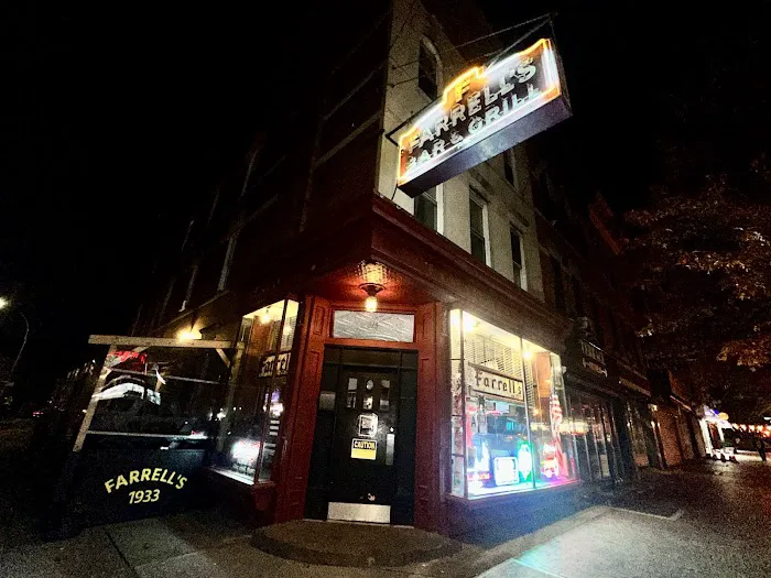 Farrell's Bar & Grill Picture 3