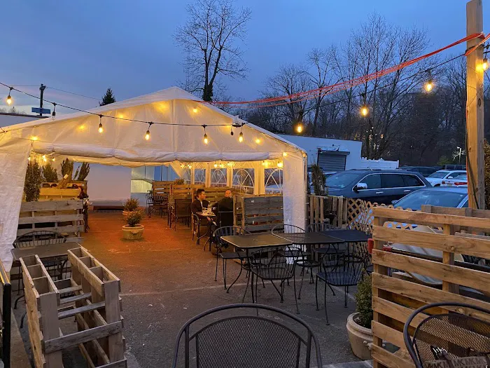 Del Monico Picture 1