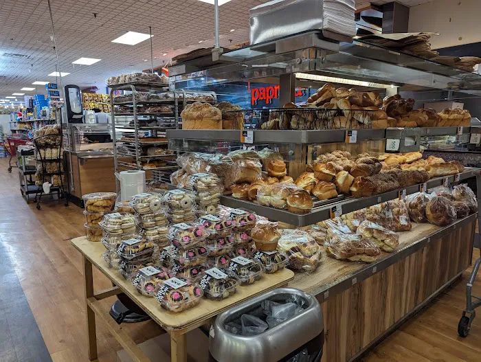 Shloimy's Heimishe Bakery Picture 10