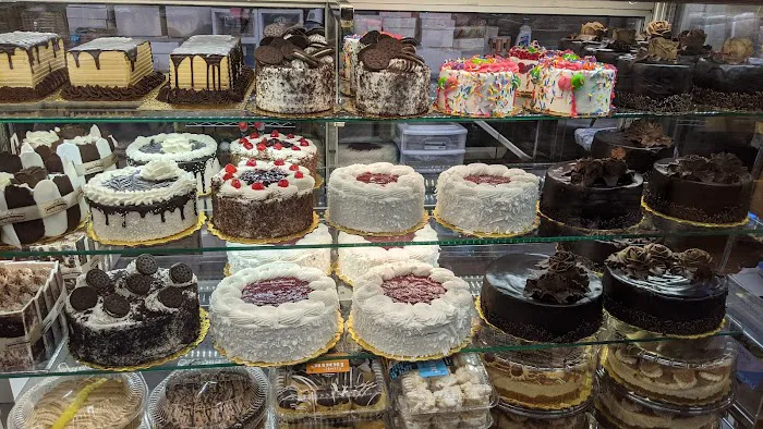 Shloimy's Heimishe Bakery Picture 3