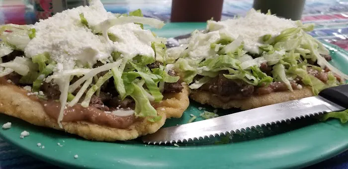 Pit Stop Deli And Azteca Restaurent Picture 4