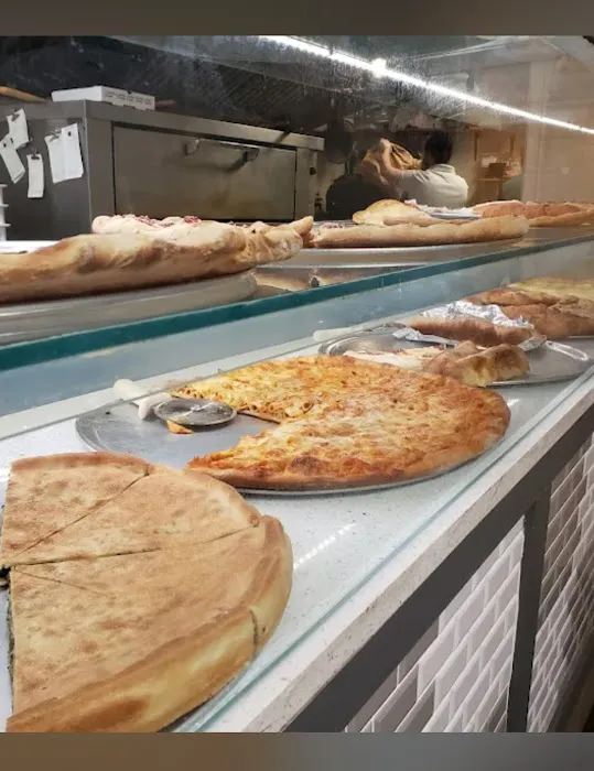 Yummy's Pizza - Monsey Picture 1