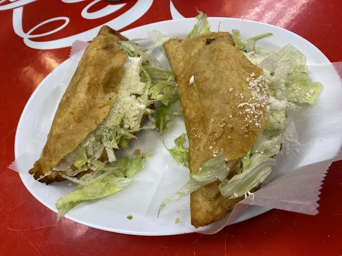 Los Aztecas Tacos Picture 10