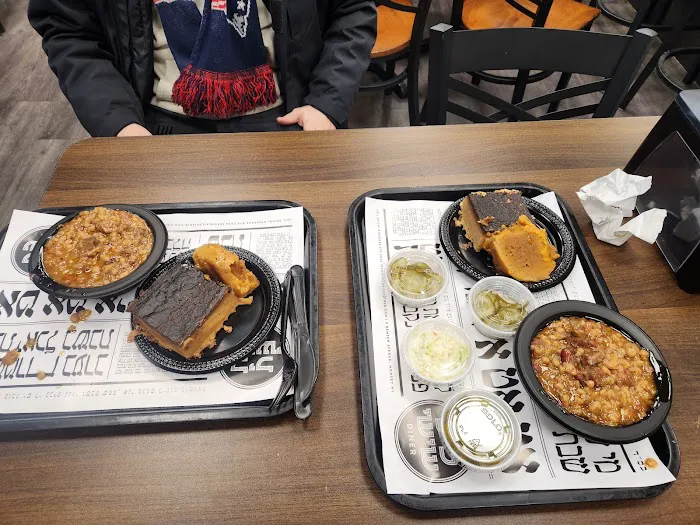 Leil Shishi Diner & Catering Picture 10