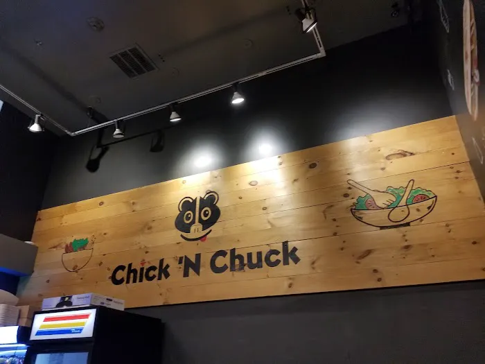 Chick 'N Chuck Picture 1
