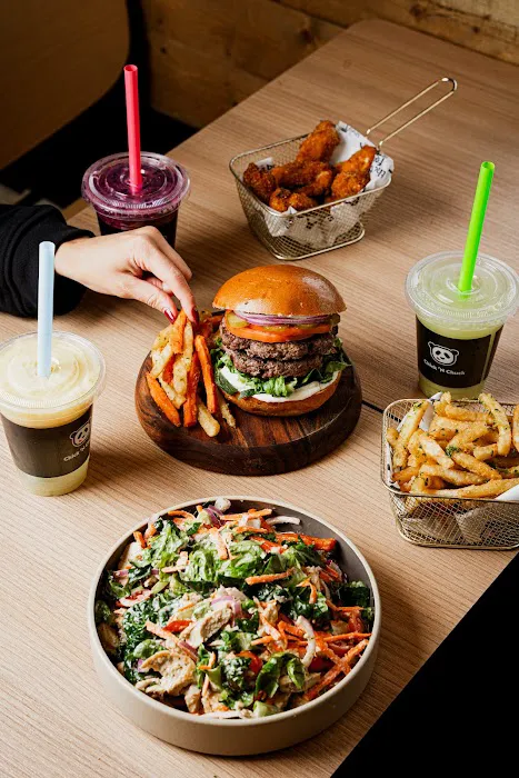 Chick 'N Chuck Picture 10