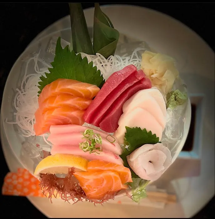 Harbor Point Sushi Picture 3