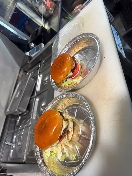Good Burger Food Truck Picture 5