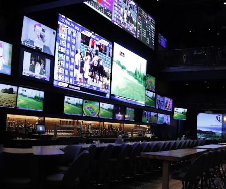 Bobby V's Restaurant & Sports Bar - Stamford