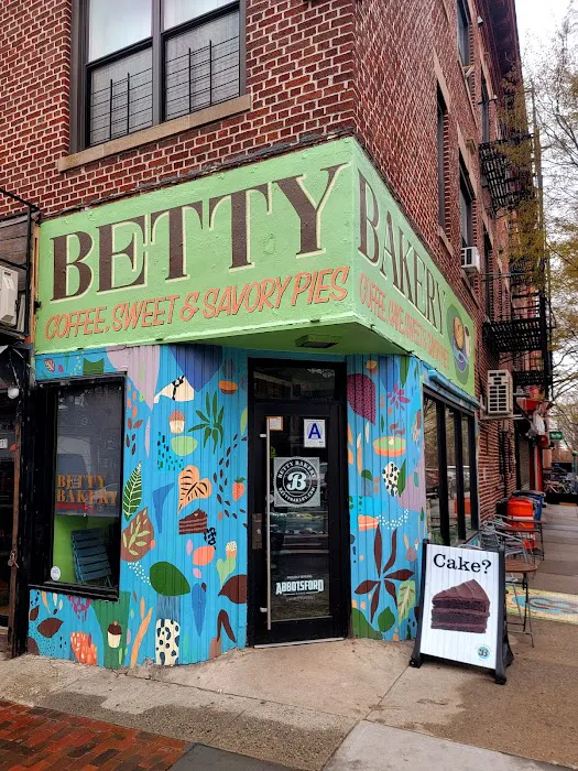 Betty Bakery Picture 5