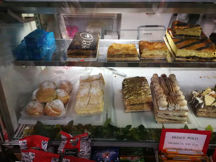Warsaw Deli Picture 5