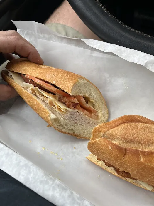 L & G Italian Deli Picture 2