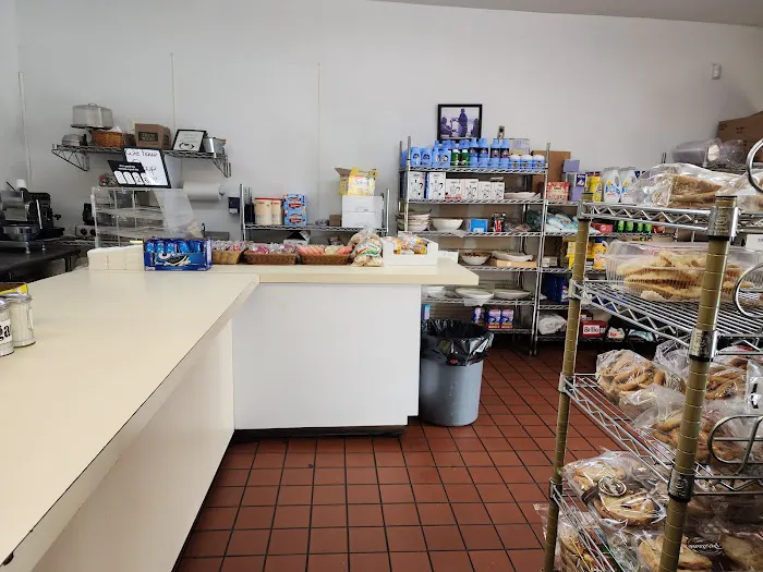 L & G Italian Deli Picture 6