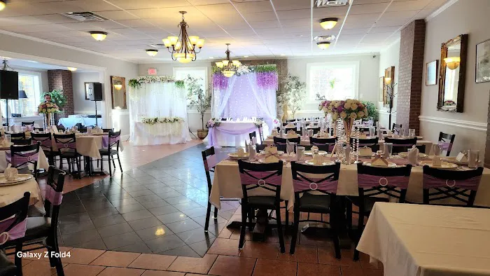 Pellicci's Picture 7