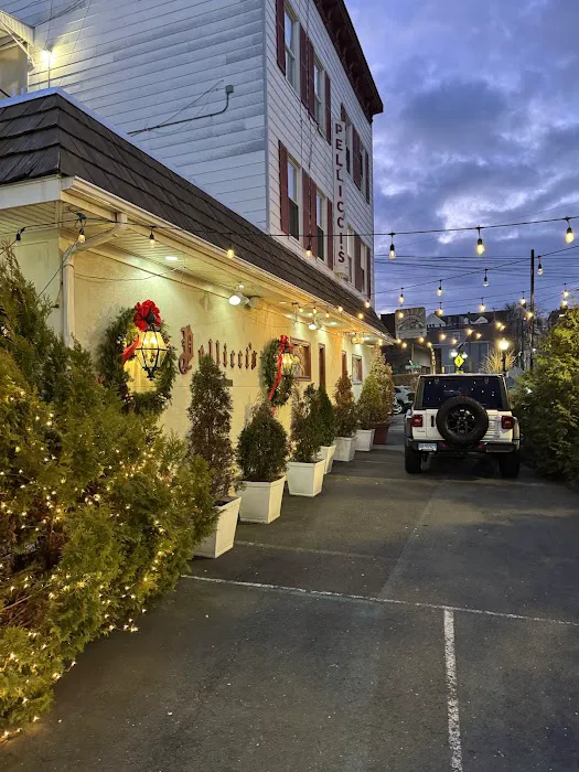 Pellicci's Picture 10